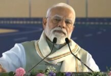 ‘हार की सेंचुरी लगने वाली है…’, असम में PM मोदी ने कांग्रेस पर साधा, बोले- Congress अपने ही कपड़े फाड़ रही