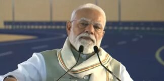 ‘हार की सेंचुरी लगने वाली है…’, असम में PM मोदी ने कांग्रेस पर साधा निशाना, बोले- Congress अपने ही कपड़े फाड़ रही