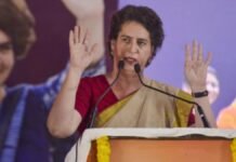 प्रियंका गांधी ने कहा- क्या BJP की सुविधा देखकर तय हुई मतदान की तारीख?