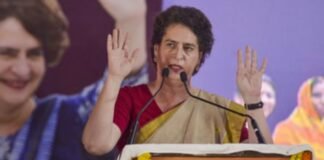 प्रियंका गांधी ने कहा- क्या BJP की सुविधा देखकर तय हुई मतदान की तारीख?