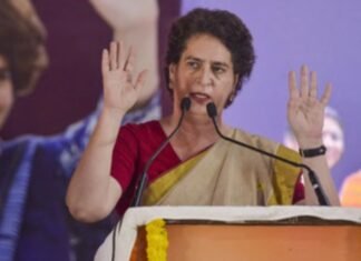प्रियंका गांधी ने कहा- क्या BJP की सुविधा देखकर तय हुई मतदान की तारीख?