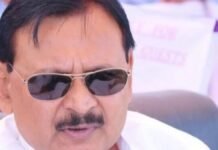 गोरखपुर: पूर्व विधायक विनय शंकर तिवारी पर धमकी देने का मुकदमा, शिलापट्ट विवाद ने पकड़ा सियासी रंग