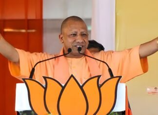 UP: योगी सरकार का बड़ा फैसला, एडेड स्कूलों के कर्मचारियों की ग्रेच्युटी में 5 लाख की बढ़ोतरी