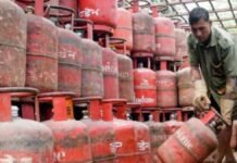 गैस कनेक्शन बंद होने की खबरों पर सरकार का आया फैसला!