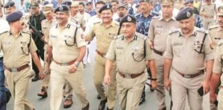 UP: ईद पर लखनऊ में कड़ी सुरक्षा, शहर 5 जोन में विभाजित, 2000+ पुलिसकर्मी तैनात, ड्रोन से निगरानी