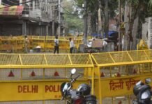 दिल्ली: ईद पर उत्तम नगर में उपद्रव की साजिश नाकाम, पुलिस ने उपद्रवियों को काबू में किया