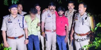 फर्रुखाबाद: पुलिस और बदमाशों के बीच मुठभेड़, लूट के आरोपी को लगी गोली, एक गिरफ्तार, सिपाही भी घायल