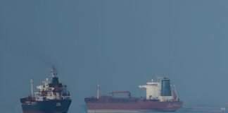 वैश्विक तनाव के बीच भारत को राहत…LPG लेकर होर्मुज पार कर रहे दो भारतीय टैंकर