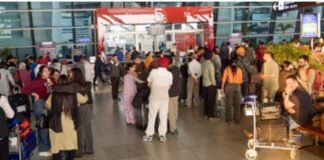 अमेरिका, इस्राइल और ईरान के बीच छिड़ी जंग के कारण खाड़ी देशों में फंसे भारतीयों के लिए चलेंगी 58 विशेष उड़ानें