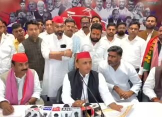 लकड़ी और कंडे पर पकाने पड़ेंगे भोजन, गैस सिलेंडर माहामारी पर अखिलेश यादव का सरकार पर निशाना