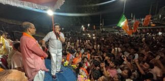 चंद्रनगर में गूंजा ‘परिवर्तन’ का शंखनाद : गोरखपुर सांसद रवि किशन के भव्य रोडशो ने बदला चुनावी माहौल