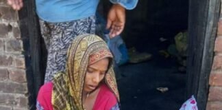 चालाकापुर में आकाशीय बिजली से आग: दो मौतें, राख के बीच अधजली किताब पर लिखती तस्वीर ने झकझोरा