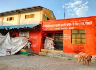 प्रशासन बड़े-बड़े दावे कर रहा लेकिन धरातल पर न तो बारदाना है और न ही फसल की सुरक्षा के इंतजाम हैं : किसान