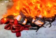 बलिया में सरकारी स्कूल में जलते मिले सर्व शिक्षा अभियान के बैग, वीडियो वायरल, बीएसए ने संभाली जांच की कमान, टीम गठित…