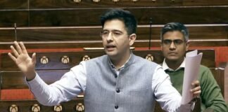 राघव चड्ढा को बड़ा झटका! AAP ने डिप्टी लीडर पद से हटाया, सदन में बोलने पर भी लगी रोक
