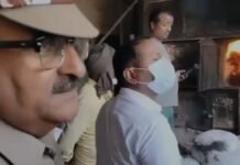 UP: ‘ऑपरेशन दहन’ के तहत मुगलसराय पुलिस का बड़ा एक्शन, 528 किलो गांजा किया गया नष्ट, कीमत 1 करोड़ से अधिक