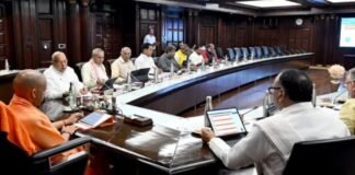 खुशखबरी! योगी कैबिनेट ने शिक्षामित्रों और अनुदेशकों के वेतन में की भारी बढ़ोतरी, इसी माह से बढ़ के मिलेगा वेतन