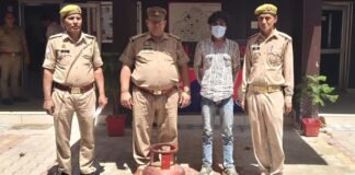गैस की किल्लत में चोर भी एक्टिव, पर पुलिस निकली ज्यादा तेज…सहारनपुर पुलिस ने सिलेंडर चोर को दबोचा