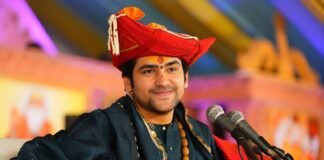 4 बच्चे पैदा करो, एक को RSS का स्वयंसेवक बनाओ…बोले धीरेंद्र शास्त्री