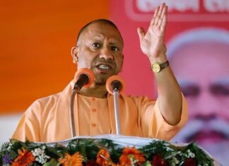 ‘4 मई से TMC के गुंडे सड़कों पर पंचर बनाएंगे…’, पश्चिम बंगाल में बोले सीएम योगी