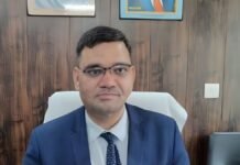 UP: IAS रिंकू सिंह राही ने वापस लिया इस्तीफा, प्रशासनिक व्यवस्था पर उठाए थे गंभीर सवाल