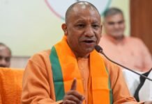 यूपी पुलिस में लगभग 1 लाख नई भर्तियों का ऐलान….युवाओं को सीएम योगी ने दी बड़ी सौगात