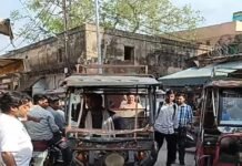 वृंदावन में जाम का कहर: प्रशासन नाकाम, सड़कों पर उतरे बृजवासी…