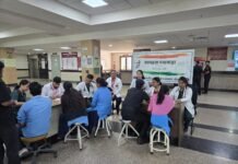 स्वच्छता पखवाड़ा के पाँचवें दिन AIIMS गोरखपुर में विशेष स्वास्थ्य जांच शिविर का आयोजन, 50 कर्मचारियों को मिला लाभ