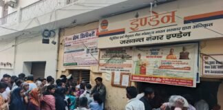 होम डिलीवरी के आदेश हवा में! जसवंतनगर इंडेन गैस एजेंसी पर उपभोक्ताओं से खुला खिलवाड़