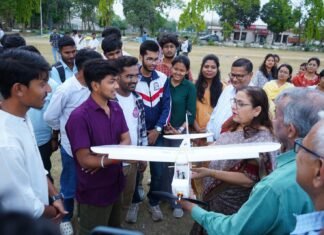आईईटी, डीडीयू गोरखपुर विश्वविद्यालय में टेकस्फीयर द्वारा एयरो मॉडलिंग कार्यशाला का सफल आयोजन