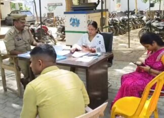 जसवंतनगर में जमीन आवंटन पर बवाल! सभासदों ने पालिका में जड़ा ताला