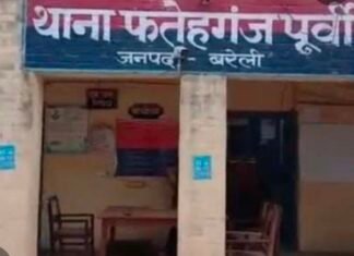 बरेली में खेत में गेहूं काटते समय युवक पर हमला, घेरकर लाठी-डंडों से की मारपीट; चार लोगों के खिलाफ रिपोर्ट दर्ज