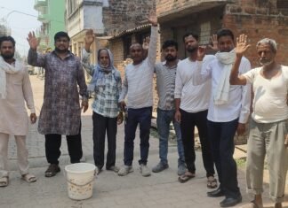 चंदौली: जलीलपुर में पेयजल संकट, 20 दिन से गंदे पानी की सप्लाई, ग्रामीणों का फूटा गुस्सा, जल निगम के खिलाफ प्रदर्शन