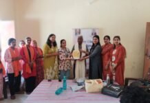 विश्व धरोहर दिवस पर रोटरी यूफोरिया क्लब ने मिट्टी की धरोहर के संरक्षकों को किया सम्मानित