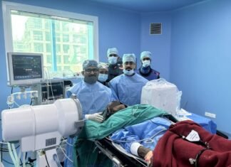 आधुनिक प्रक्रिया से 79 वर्षीय बुजुर्ग मरीज को तुरंत आराम, ट्राइजेमिनल न्यूराल्जिया का सफल उपचार