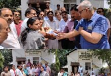 प्रीपेड मीटर की समस्याओं को लेकर व्यापारियों का बड़ा ज्ञापन, समाधान न होने पर आंदोलन की चेतावनी