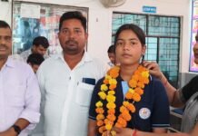 जैदपुर की बेटियों का कमाल : अंशिका बनी यूपी टॉपर, अदिति और परी भी टॉप 10 में शामिल