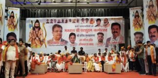 सहारनपुर में भगवान परशुराम जन्मोत्सव पर निकली भव्य शोभायात्रा, AAP सांसदों पर जांच का दबाव?’—उमेश शर्मा का बयान, शोभायात्रा में कांग्रेस ने बरसाए फूल