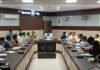 सीएम डैशबोर्ड समीक्षा बैठक में डीएम सख्त, योजनाओं की प्रगति तेज करने के दिए निर्देश
