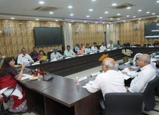 कार्य परिषद की बैठक में शिक्षक नियुक्तियों एवं प्रोन्नति को मंजूरी, सर्च कमेटी सदस्य के रूप में प्रो. जी. डी. शर्मा के नाम को स्वीकृति