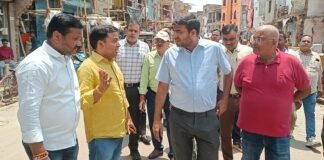 बारिश के बाद ड्रेनेज, बिजली, सुरक्षा व आधारभूत सुविधाओं पर कड़ा रुख—व्यापारियों से सीधे संवाद कर दिए त्वरित निस्तारण के निर्देश