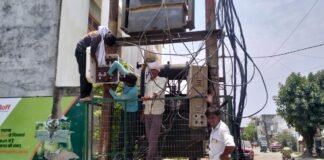 सीतापुर में ट्रांसफार्मर फुंकने की समस्या पर ब्रेक, 12 हजार एलटी फ्यूज सेट से गर्मी में राहत की तैयारी