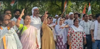लखनऊ में मंत्री दिनेश प्रताप सिंह के राहुल गांधी पर विवादित बयान के खिलाफ कांग्रेस का उग्र प्रदर्शन
