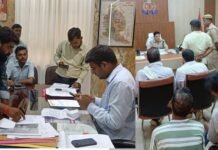 गोरखपुर में छुट्टी के दिन भी अफसर सक्रिय: डीएम-एसएसपी ने सुनीं जन शिकायतें, मौके पर दिए निस्तारण के निर्देश