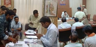 गोरखपुर में छुट्टी के दिन भी अफसर सक्रिय: डीएम-एसएसपी ने सुनीं जन शिकायतें, मौके पर दिए निस्तारण के निर्देश