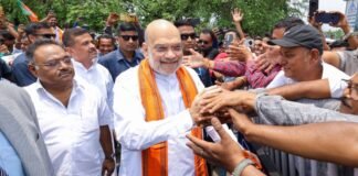 अमित शाह पहुंचे कोलकाता, आज होगा नए सीएम का ऐलान, बोले – मैं बंगालवासियों को नमन करता हूं