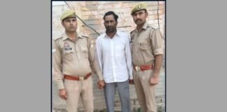 मथुरा पुलिस की बड़ी सफलता, 17 साल से फरार 25 हजार इनामी बदमाश गिरफ्तार, अलीगढ़ में अपहरण के मामले में था वांछित