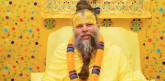 वृंदावन: प्रेमानंद महाराज की तबीयत खराब, पदयात्रा अनिश्चितकाल के लिए रद्द