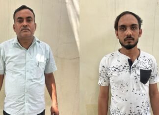 UP: एंटी करप्शन का बड़ा धमाका, SDO और ऑपरेटर रिश्वत लेते रंगे हाथ गिरफ्तार