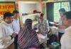 सीतापुर: डीएम ने बिसवां के एएनएम सेंटर और आंगनबाड़ी केंद्र का किया औचक निरीक्षण, व्यवस्थाओं में खामियां मिलने पर जताई नाराजगी